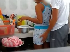 دختران جوان آسیایی در جمع آوری پورنو جوانان عکس های سکسی دختران را با تقدیر در صورت مکیدن می کنند