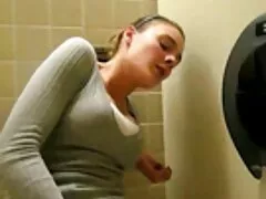 بلوند سوتلانا بالغ و به خوبی مکیده و در الاغ پر می عکس دختر خارجی سکس شود