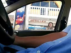 یک زن سیاه پوست بالغ ، خود را در یک دوربین مخفی با dildo الاغ لعنتی می یابد عکس سکیس دختر