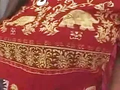 یک عوضی جوان کون پس از مسخره کردن او با اسباب بازیهای جنسی مختلف ، ادرار می کند عکس سکس دختران ترک